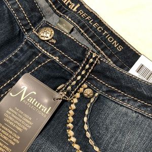 Natural Reflections Jeans Size 10 Boot Cut NWT